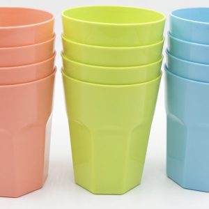 SET DE VASOS PLASTICOS 4/1 9X6.3X11.3CM