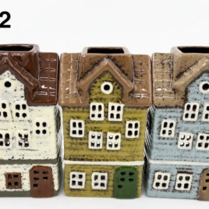 CASITA NAVIDAD PORCELANA C/DIS 8.5X7X15.5CM