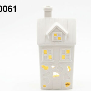CASITA PORCELANA NAVIDAD C/LUZ 9.5X7.5X21CM